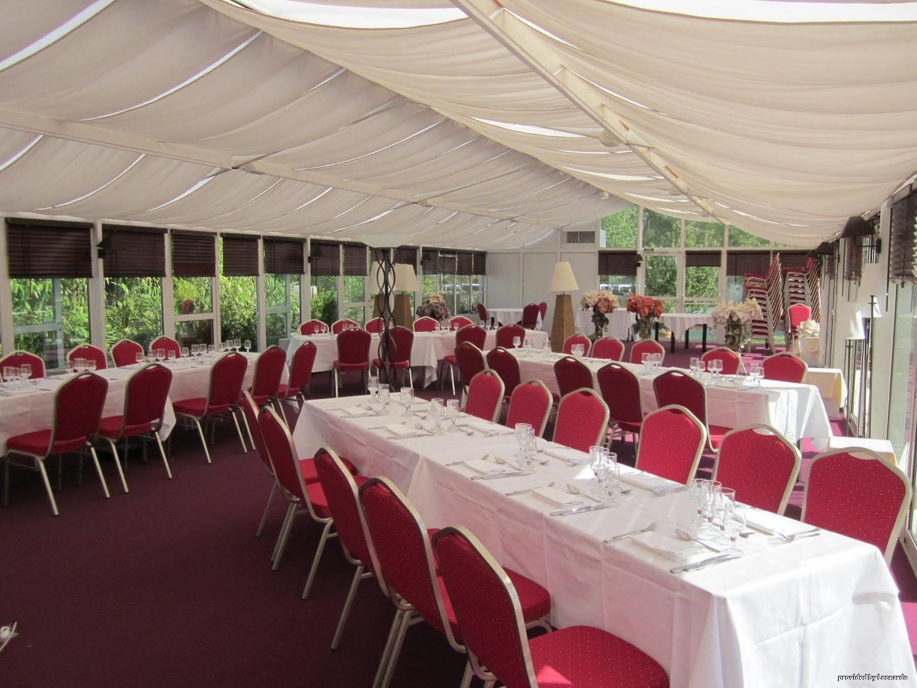Kyriad Tours - Joué-Lès-Tours Ristorante foto